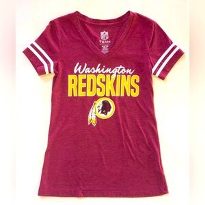 Washington Redskins Short-Sleeve V-Neck Women’s NFL Shirt (XS)